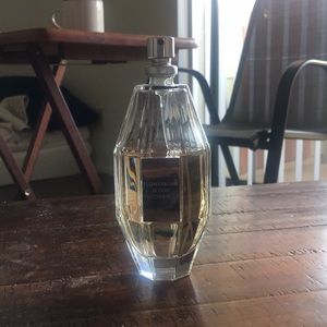 FlowerBomb Bloom by Victor and Rolf